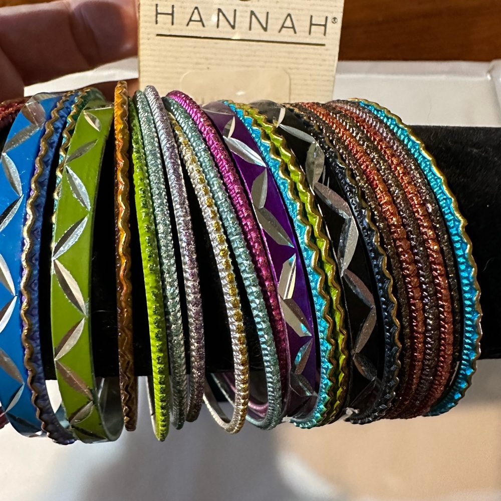 💎Multi color bangles!💎
